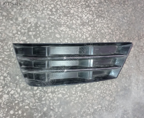 8WD807681 16-19 A4 ORJ. ÇIKMA SOL TAMPON IZGARA SİSSİZ