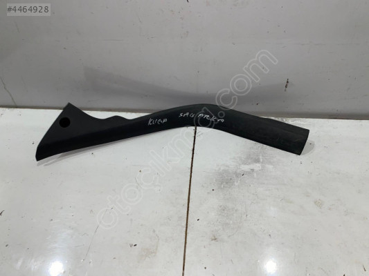 FORD KUGA SAĞ ARKA PLASTİK