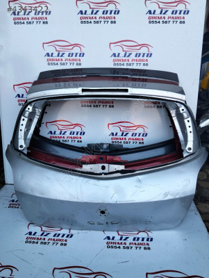 Renault clio 3 bağaj kapağı