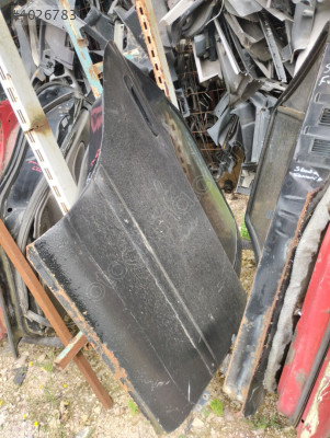 Mazda 626 sağ arka kapı