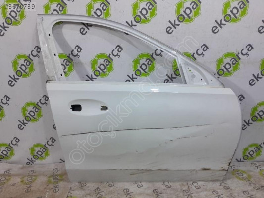 MERCEDES C SERİSİ 2021 2024 W206 SAĞ ÖN KAPI A2067228000