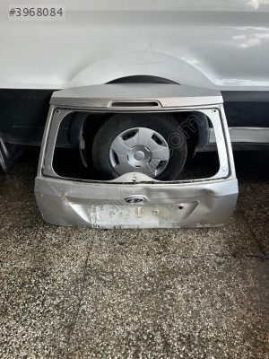 Ford fiesta bagaj kapağı