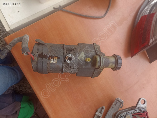 Renault Clio 2 Elektrikli Direksiyon Pompası