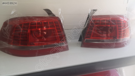 VOLKSWAGEN PASSAT 2011-2014 STOPLAR LEDLİ