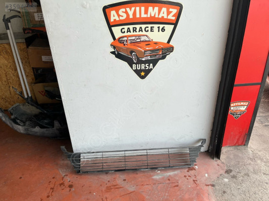 TOYOTA COROLLA ÖN TAMPON IZAGARA ORJİNAL
