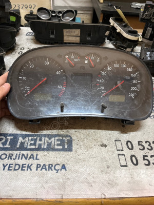 ÇIKMA VW GOLF 4 BORA 1J0 920 800E 1J0920800E KİLOMETRE SAATİ