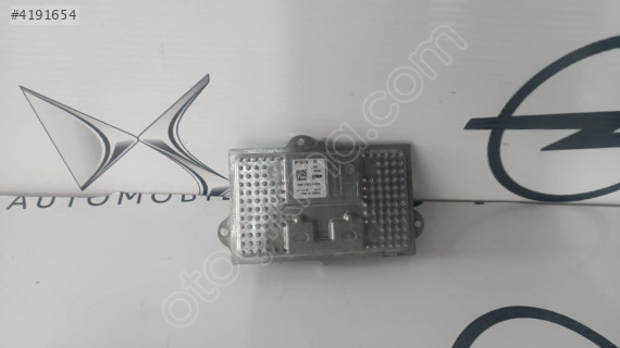 PEUGEOT 3008 5008 508 SAĞ FAR BEYNİ 1674018680 90133633