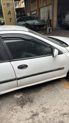 RENO LAGUNA 1 ÇIKMA HATASIZ SAĞ ÖN KAPI YEDEK PARÇALARI