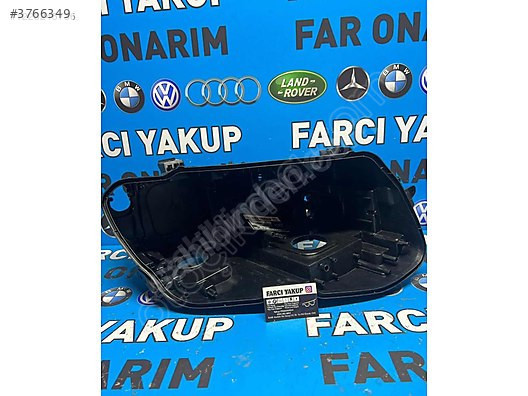 Volkswagen Tiguan sağ ön far kasası