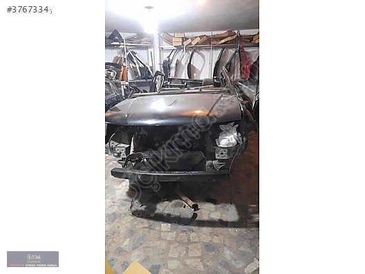 Nissan Navara Np300 Bagaj Kapağı