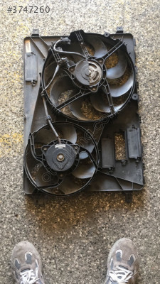 VOLVO S80 V80 2.4 D2 8240547 FAN KOMPLE