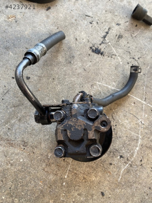 Hyundai sonata 2.0 benzinli çıkma orjinal direksiyon pompası