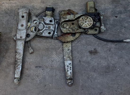 Mazda 323 Sedan Sağ Sol Arka Kriko