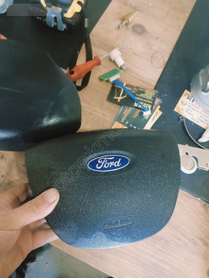 Ford focus  direksiyon airbag'i