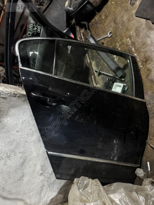 VOLKSWAGEN PASSAT B6 SAĞ ARKA KAPI EYLÜL OTO