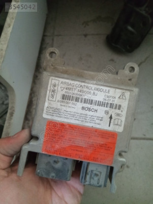 FORD FOCUS AİRBAG BEYNİ 0285001552