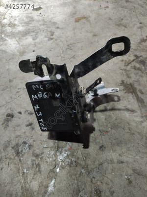 476601404 R Megan 4 ABS Beyni