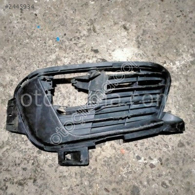 Peugeot 308 Sis Far Çerçevesi