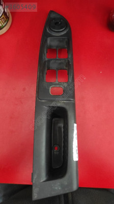 GETZ 03-05 SOL CAM DÜĞME ÇERÇEVE ORJİNAL 93570-1C110