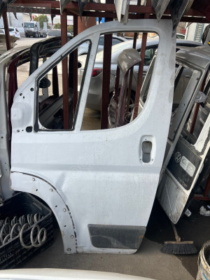 Fiat ducato çıkma orjınal ön sol kapı