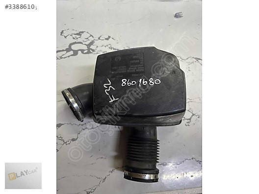 BMW F32 TEMİZ HAVA BORUSU 8601680
