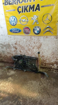 Fiat Punto (2003-2006-1.4-16V) benzinli radyatör fan