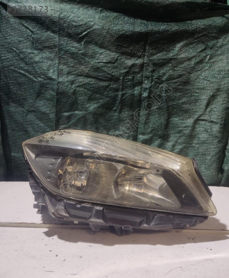MERCEDES-BENZ A SERİSİ W176 SAĞ FAR A1768203961KZ