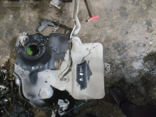 VOLKSWAGEN PASSSAT B8 YAKIT DEPOSU