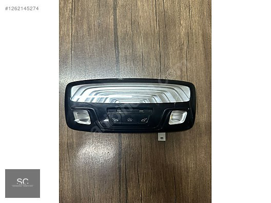 BMW 5 SERİSİ G30 ARKA TAVAN AYDINLATMASI - 43684861401