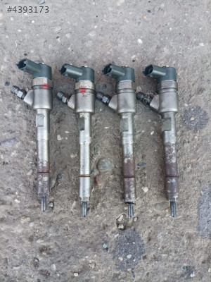 FİAT FİORİNO 2013 MODEL 1.3 DİZEL ENJEKTÖR TAKIM YURO 5 MOTOR