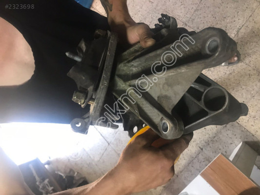 2007 RENAULT MEGANE 2 1.5 DİZEL MOTOR KULAKLARI ORJ ÇIKMA