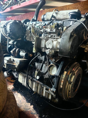 Transporter 2.4 komple motor