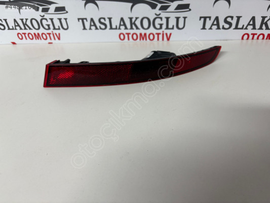 SKODA KAMİQ ARKA TAMPON SAĞ REFLEKTÖR