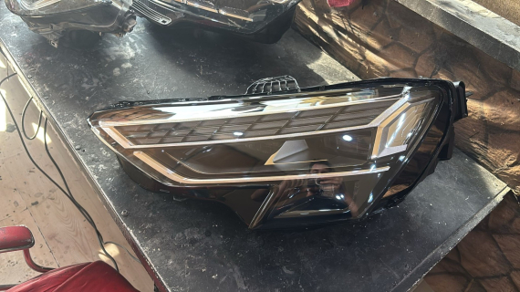 AUDİ A3 2020 MATRİX S-LİNE SOL FAR 8Y0941033D
