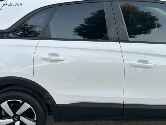 OPEL CROSSLAND SAĞ ARKA KAPI ( BEYAZ - HATASIZ )