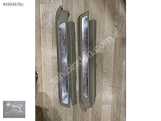 MERCEDES W207 E CUP ORJ. SAĞ-SOL KAPI EŞİK PLASTİKLERİ