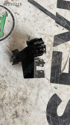 5Q0971890E vw golf 8 soket muhafazası tutucusu sol