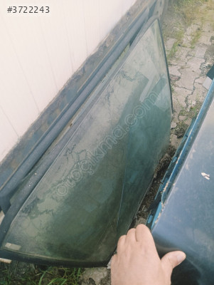 Renault 9 ön cam