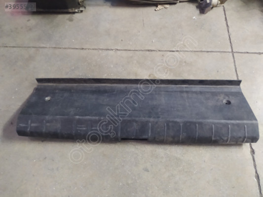 ÇIKMA SEAT TOLEDO ARKA PENEL ÜST PLASTİĞİ