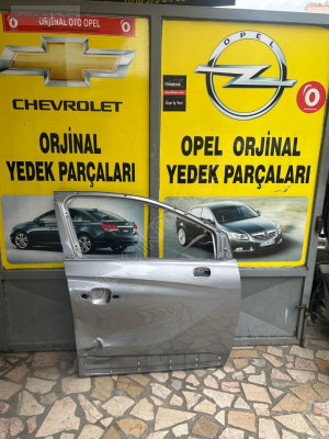 Opel crossland sağ ön kapı çıkma Orjinal