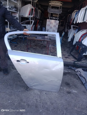 Opel Astra hs sağ arka kapı