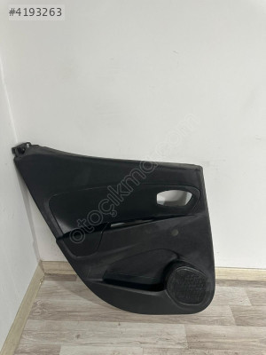 RENAULT CLİO 4 SOL ARKA KAPI DÖŞEMESİ 829A19058R