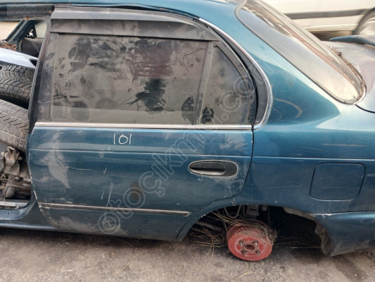 TOYOTA COROLLA SOL ARKA KAPI ÇIKMA