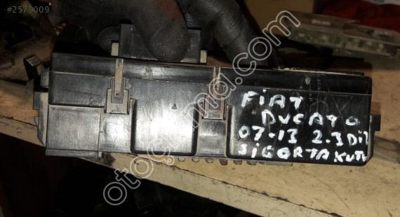 FİAT DUCATO 2007 - 2013 2.3 DİZEL SİGORTA KUTUSU