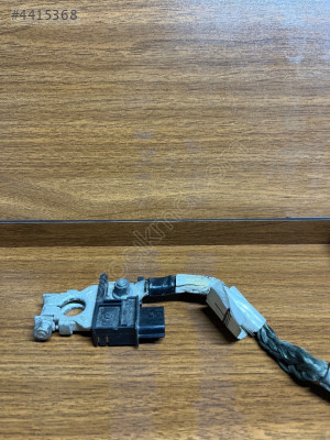 RENAULT TALİSMAN EKSİ KUTUP BAŞI SENSÖRÜ