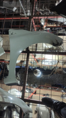 RENAUL CLİO 4 SAĞ ÖN ÇAMURLUK