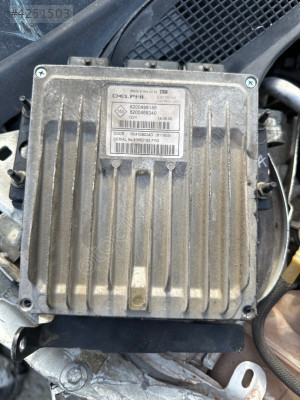 Renault megane ıı 2 Motor beyni 8200498188