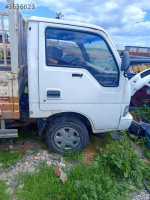 Kia Bongo sağ ön kapı