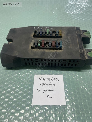 MERCEDES SPRİNTER SİGORTA KUTUSU