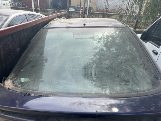 RENAULT LAGUNA 1 2.0 BENZİNLİ 1996-2000 ARKA CAM